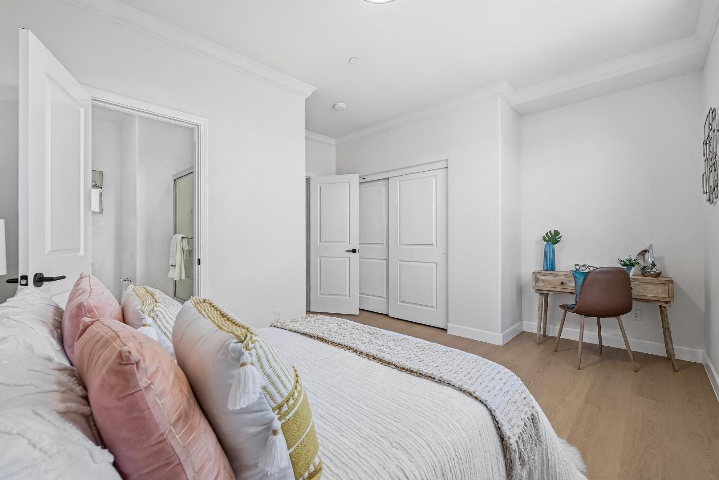 Detail Gallery Image 20 of 38 For 570 Santa Rosalia Ter, Sunnyvale,  CA 94085 - 3 Beds | 3 Baths