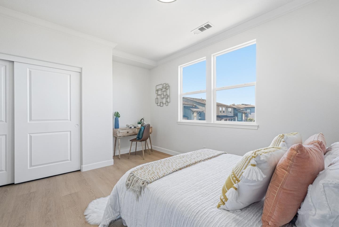 Detail Gallery Image 21 of 38 For 570 Santa Rosalia Ter, Sunnyvale,  CA 94085 - 3 Beds | 3 Baths