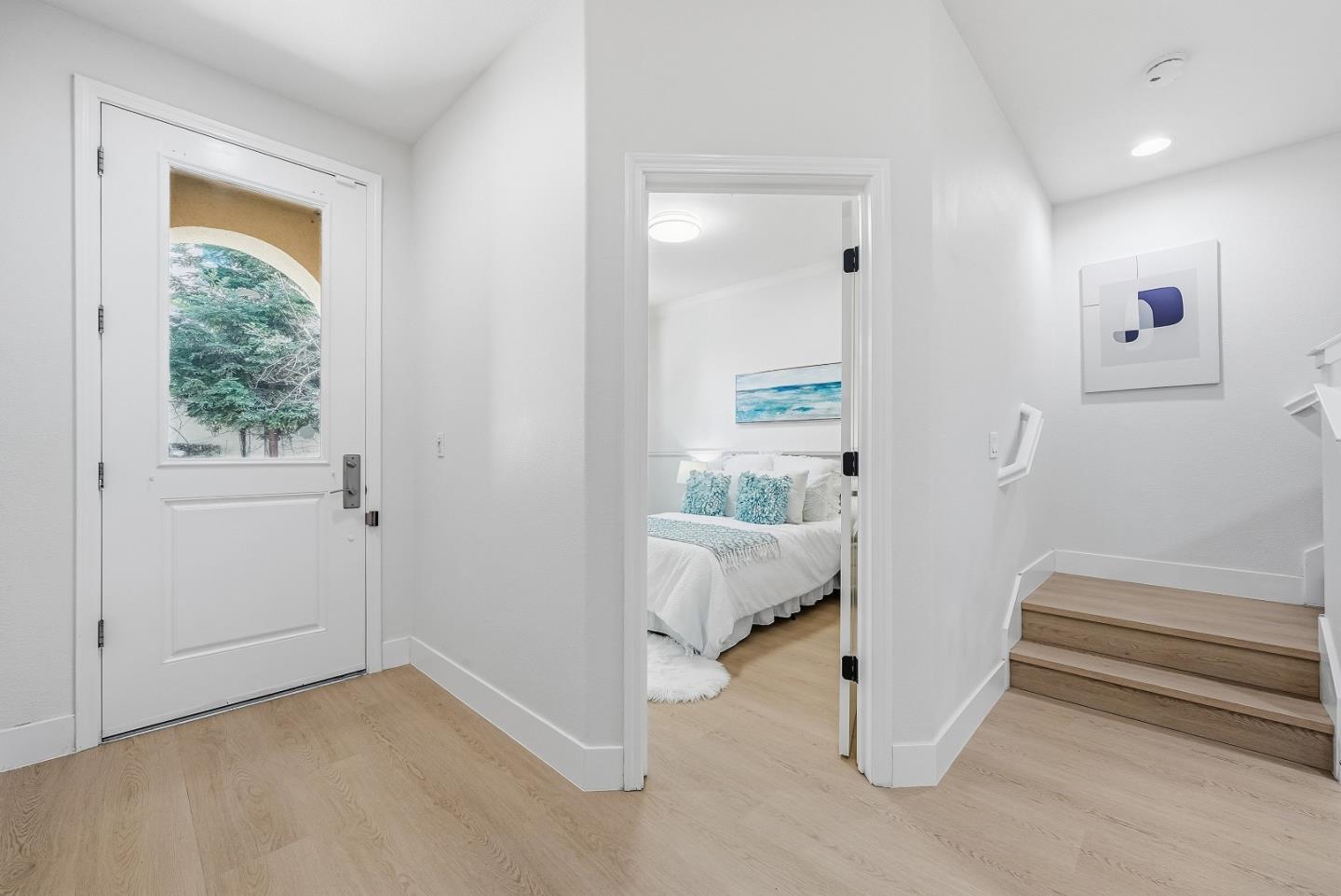 Detail Gallery Image 3 of 38 For 570 Santa Rosalia Ter, Sunnyvale,  CA 94085 - 3 Beds | 3 Baths