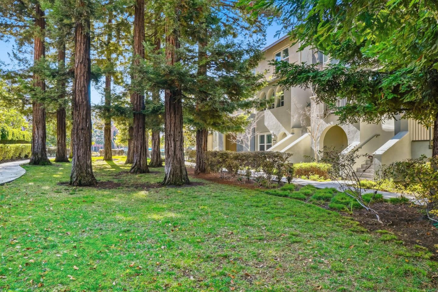 Detail Gallery Image 30 of 38 For 570 Santa Rosalia Ter, Sunnyvale,  CA 94085 - 3 Beds | 3 Baths