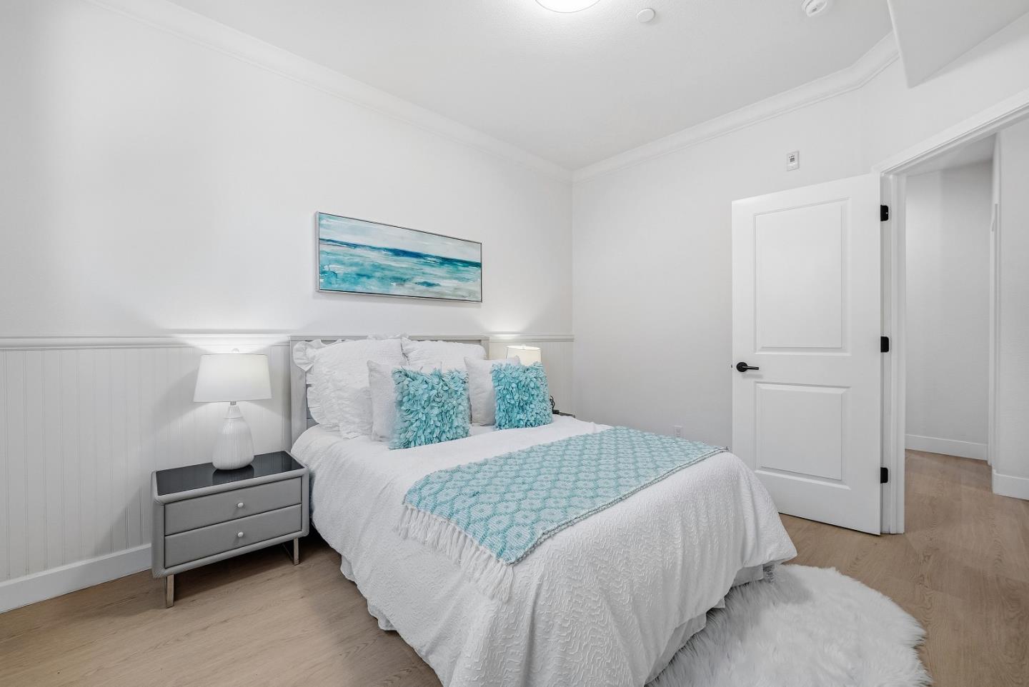 Detail Gallery Image 5 of 38 For 570 Santa Rosalia Ter, Sunnyvale,  CA 94085 - 3 Beds | 3 Baths