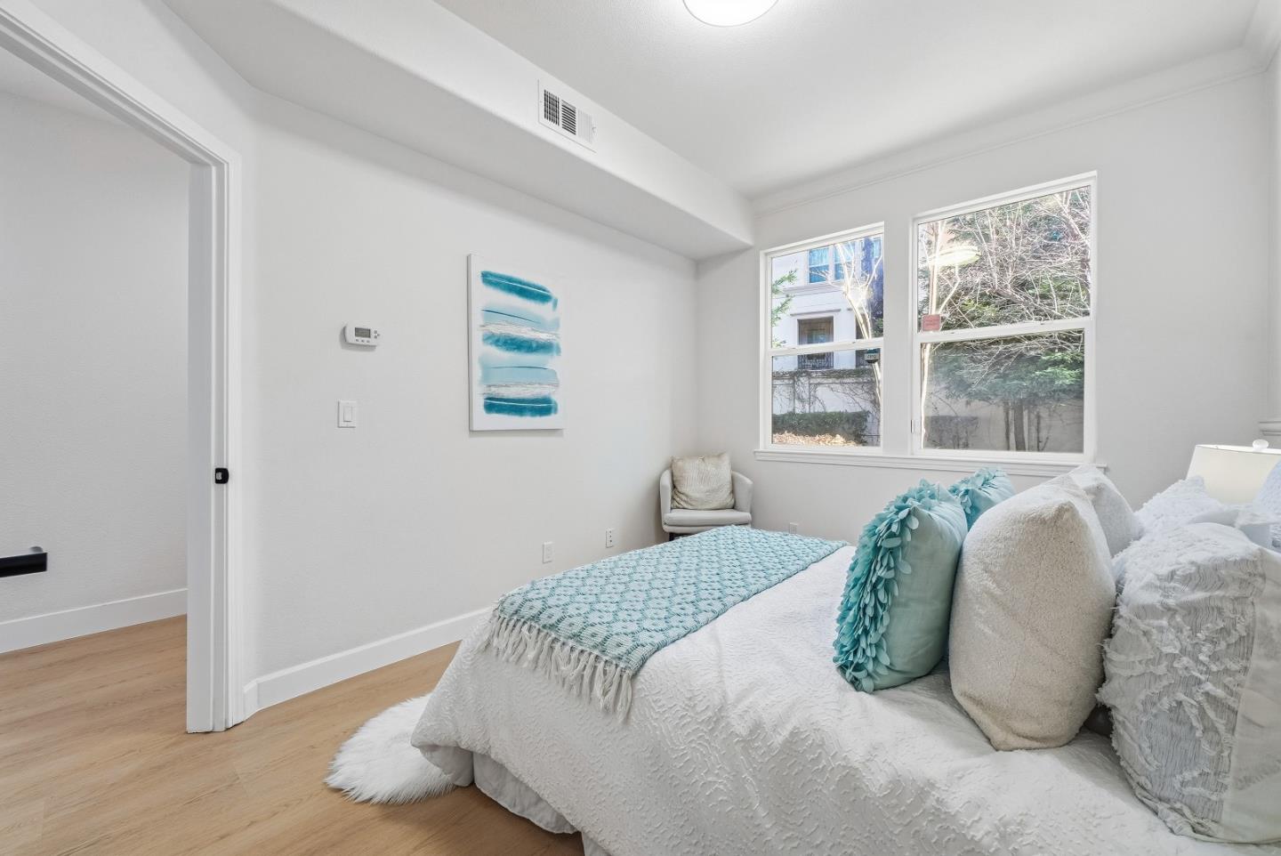 Detail Gallery Image 6 of 38 For 570 Santa Rosalia Ter, Sunnyvale,  CA 94085 - 3 Beds | 3 Baths