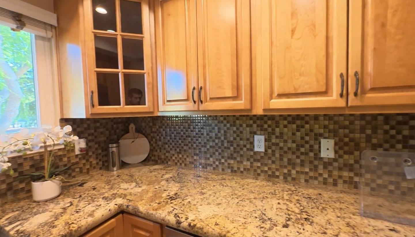 Detail Gallery Image 9 of 28 For 1200 N Abbott Ave, Milpitas,  CA 95035 - 2 Beds | 1 Baths