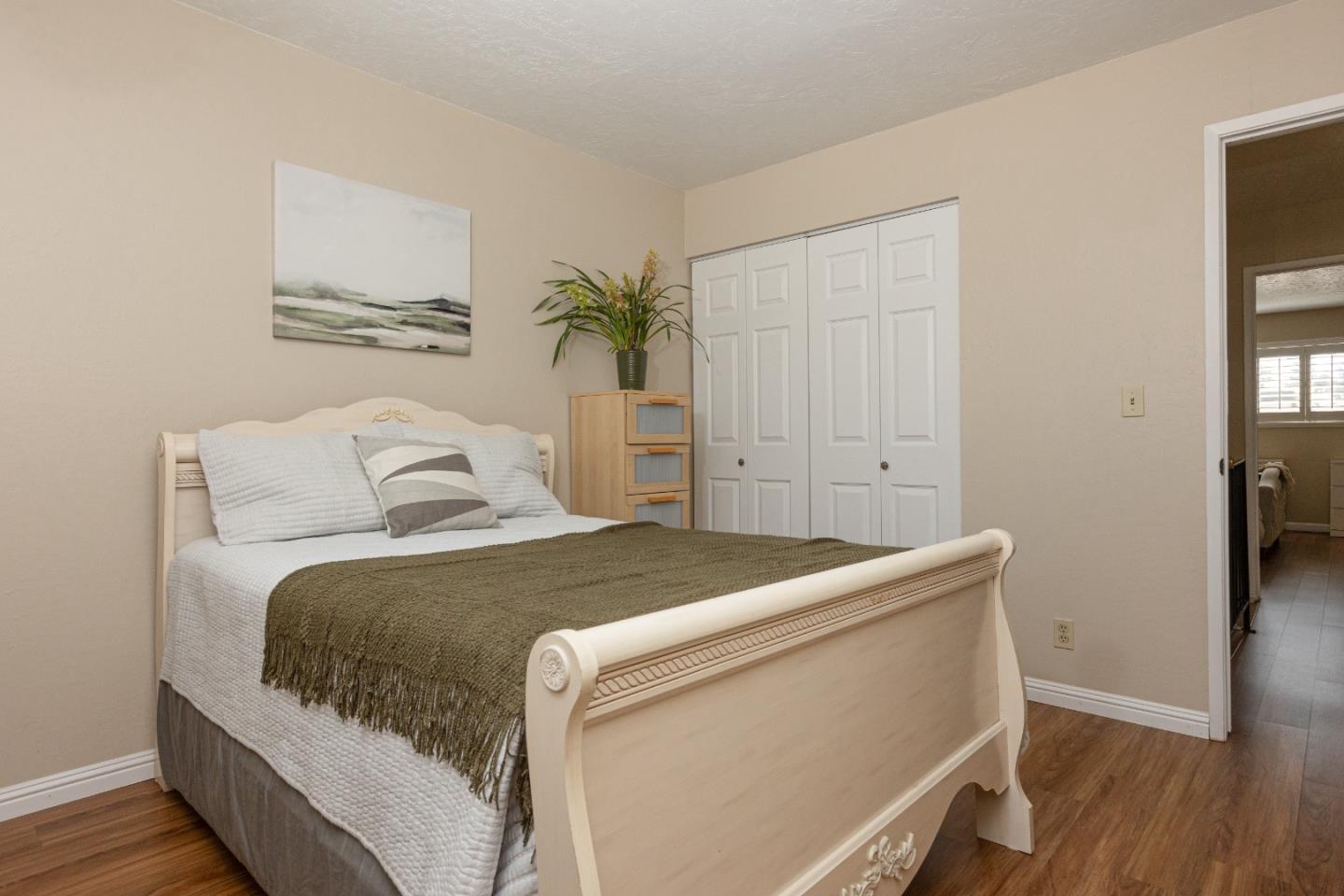 Detail Gallery Image 19 of 39 For 7066 Cypress Point Ct, San Jose,  CA 95139 - 3 Beds | 2/1 Baths