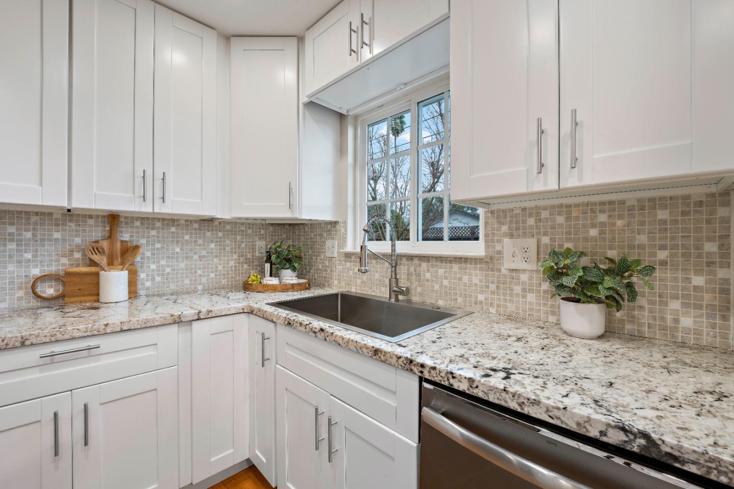 Detail Gallery Image 14 of 40 For 963 Connie Dr, Campbell,  CA 95008 - 3 Beds | 2 Baths