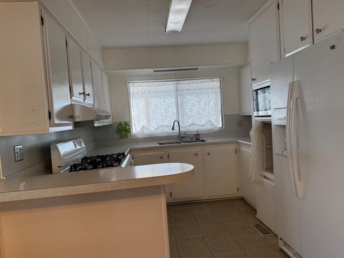 Detail Gallery Image 18 of 30 For 3300 Narvaez #2 Ave #2,  San Jose,  CA 95136 - 2 Beds | 2 Baths