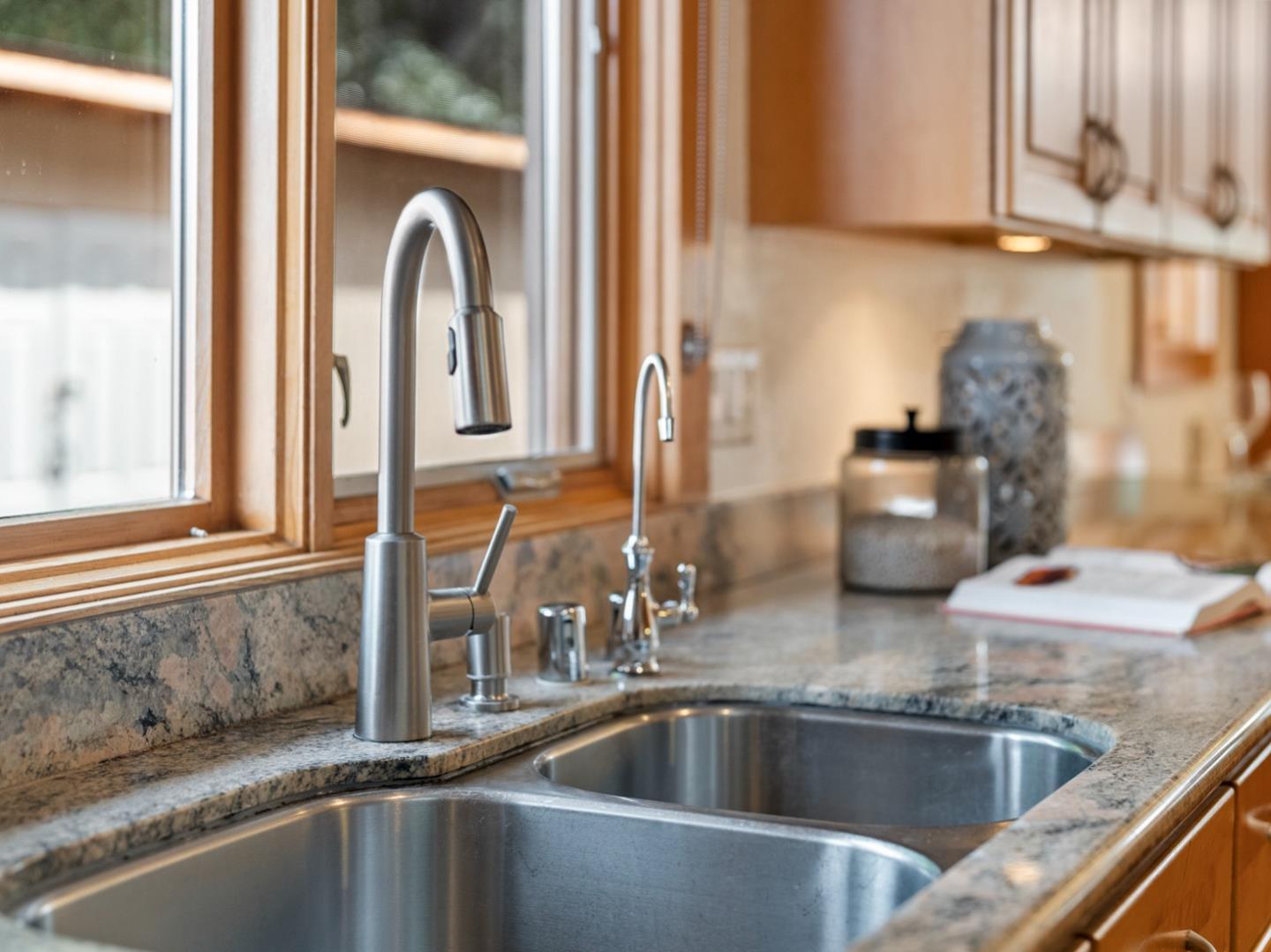 Detail Gallery Image 20 of 74 For 1941 Deodara Dr, Los Altos,  CA 94024 - 5 Beds | 4 Baths