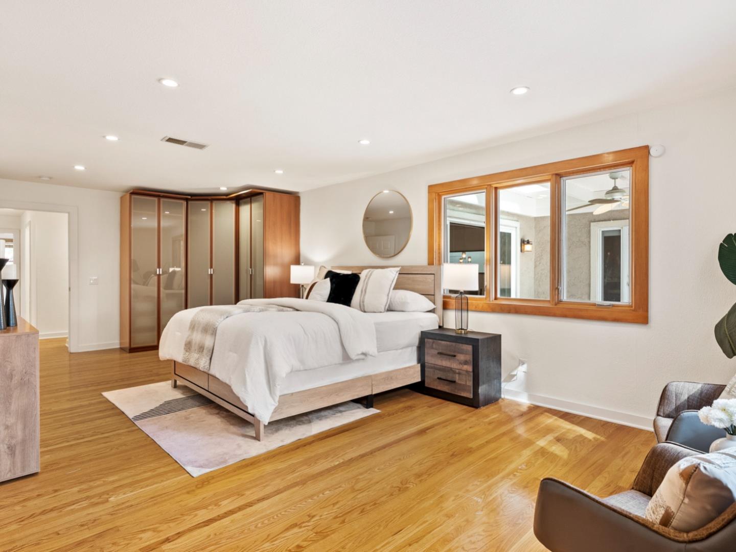 Detail Gallery Image 36 of 74 For 1941 Deodara Dr, Los Altos,  CA 94024 - 5 Beds | 4 Baths