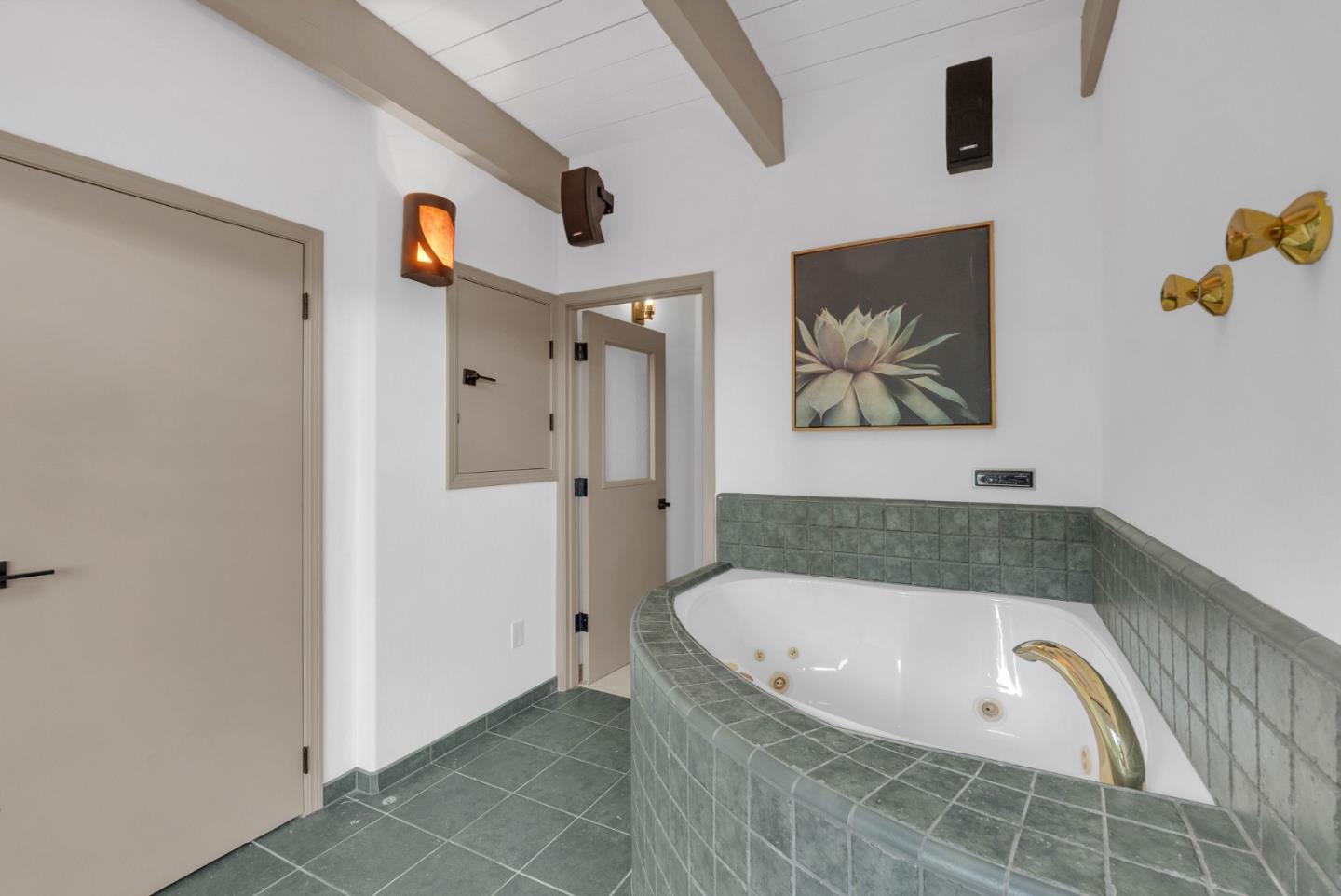 Detail Gallery Image 17 of 47 For 10348 West Dr, Felton,  CA 95018 - 2 Beds | 1/1 Baths