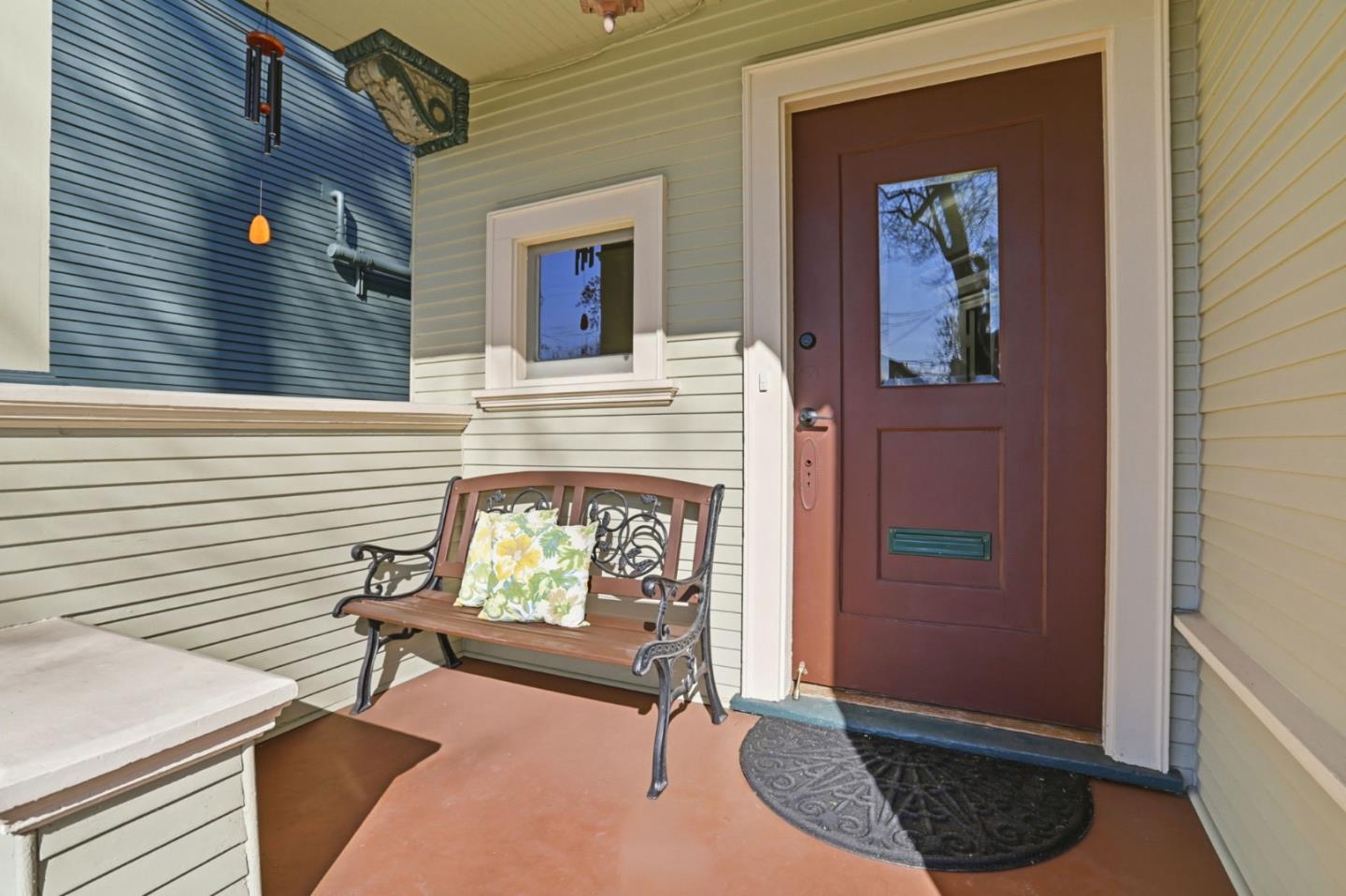 Detail Gallery Image 6 of 40 For 526 S. 5th St, San Jose,  CA 95112 - 4 Beds | 2 Baths