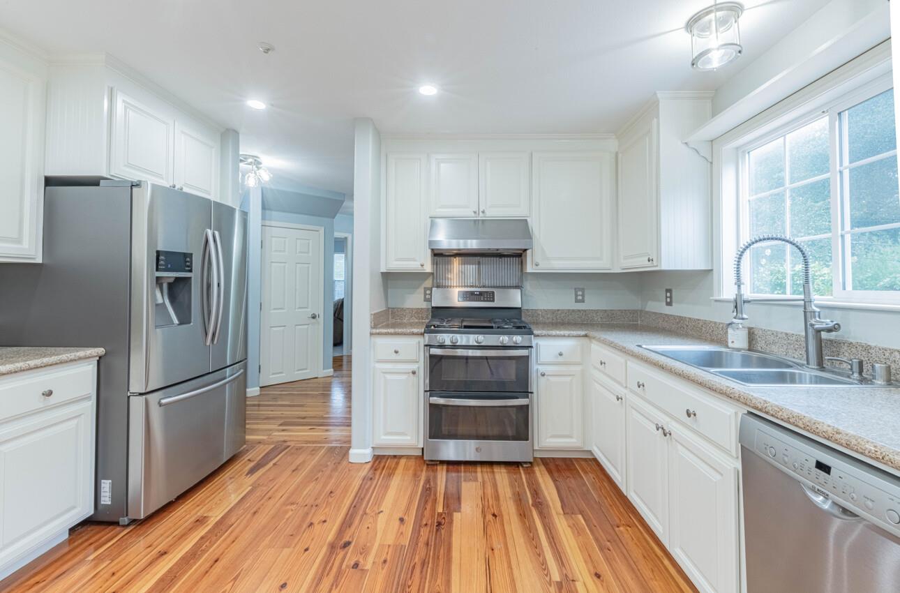 Detail Gallery Image 20 of 65 For 17705 Pond Derosa Ln, Salinas,  CA 93907 - 4 Beds | 3 Baths