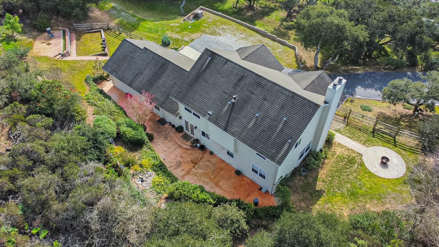 Detail Gallery Image 4 of 65 For 17705 Pond Derosa Ln, Salinas,  CA 93907 - 4 Beds | 3 Baths