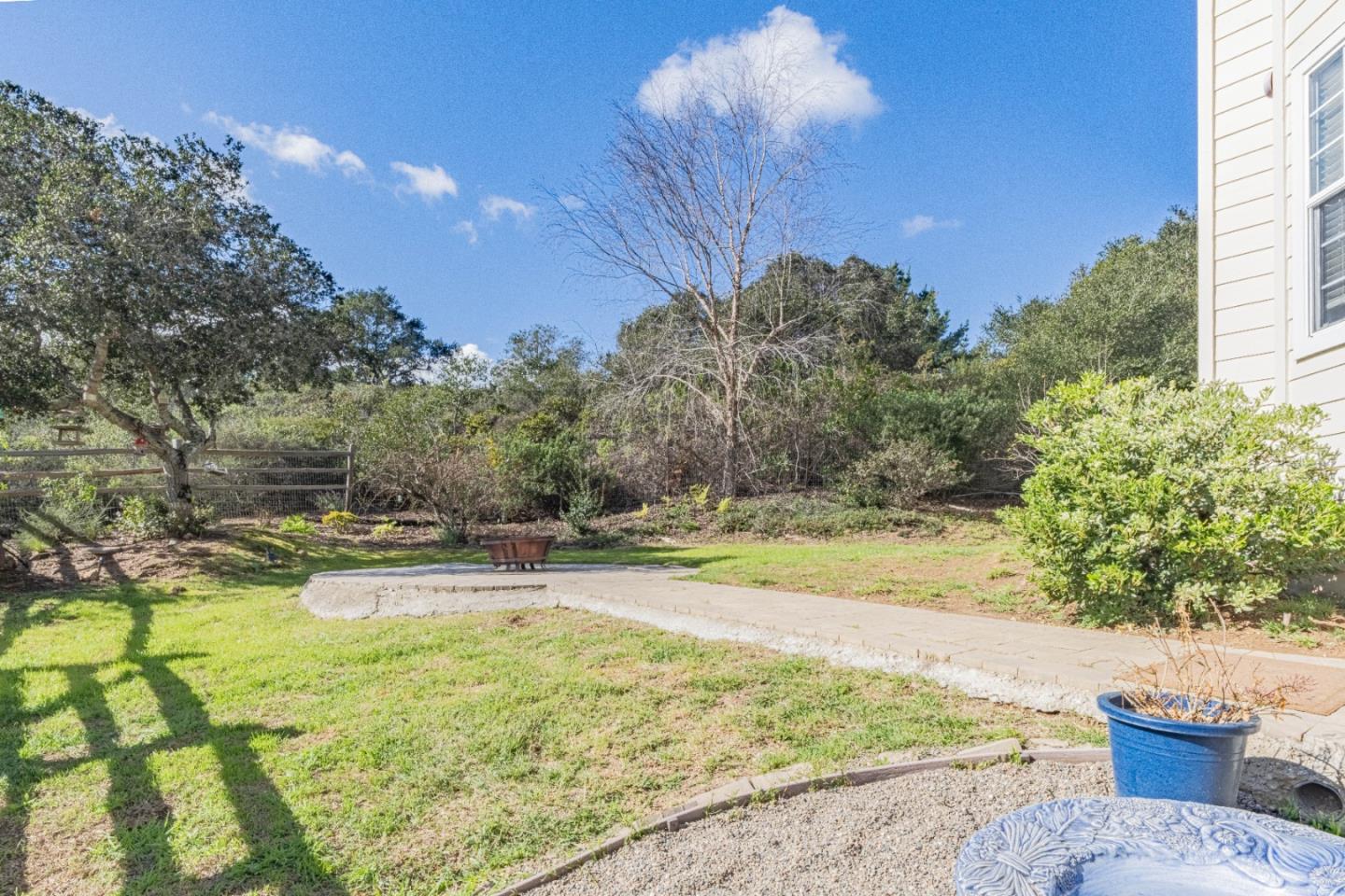 Detail Gallery Image 9 of 65 For 17705 Pond Derosa Ln, Salinas,  CA 93907 - 4 Beds | 3 Baths