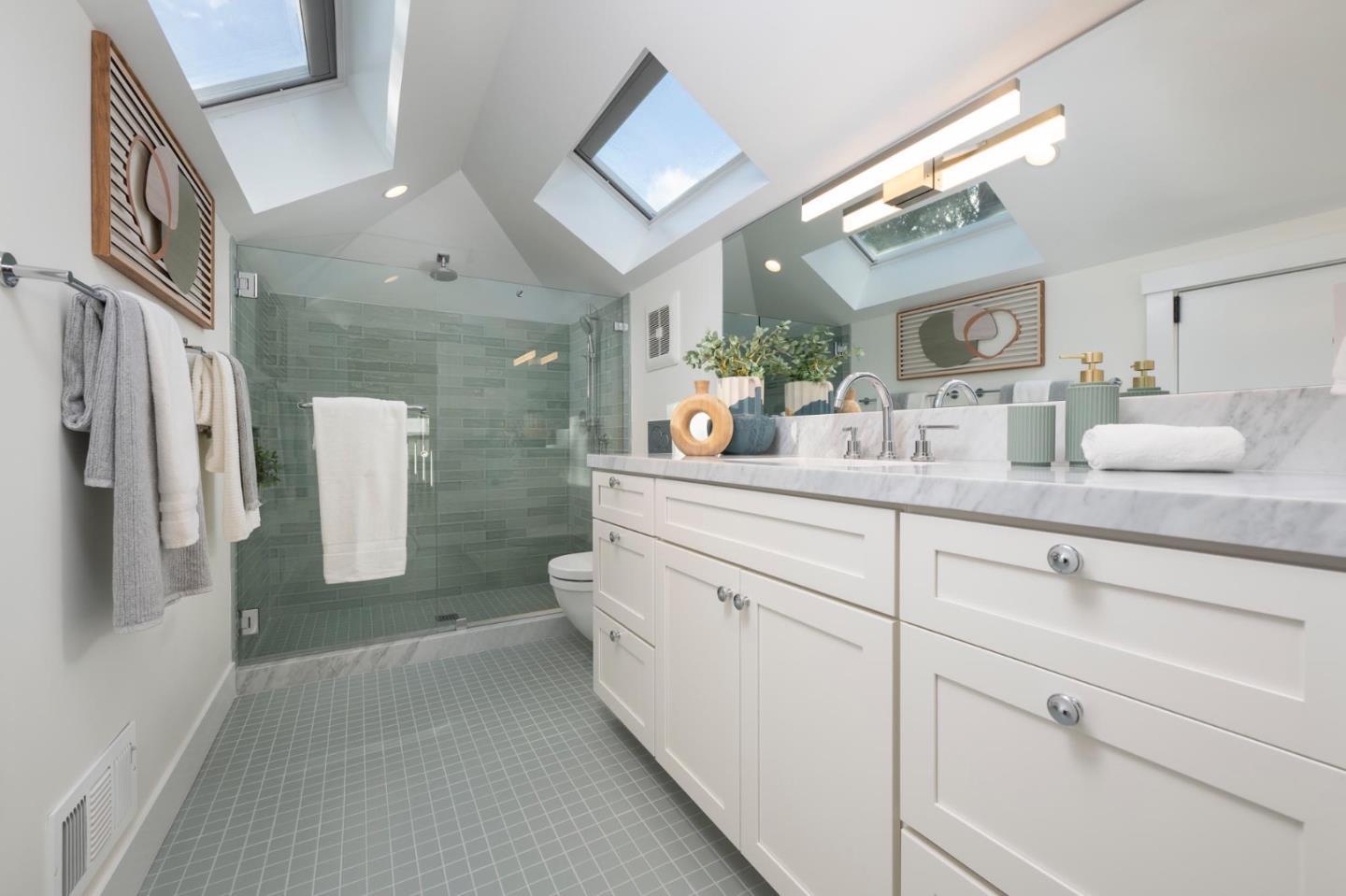 Detail Gallery Image 18 of 32 For 235 Alma St, Palo Alto,  CA 94301 - 3 Beds | 3/1 Baths