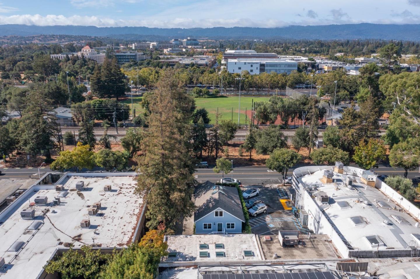 Detail Gallery Image 26 of 32 For 235 Alma St, Palo Alto,  CA 94301 - 3 Beds | 3/1 Baths
