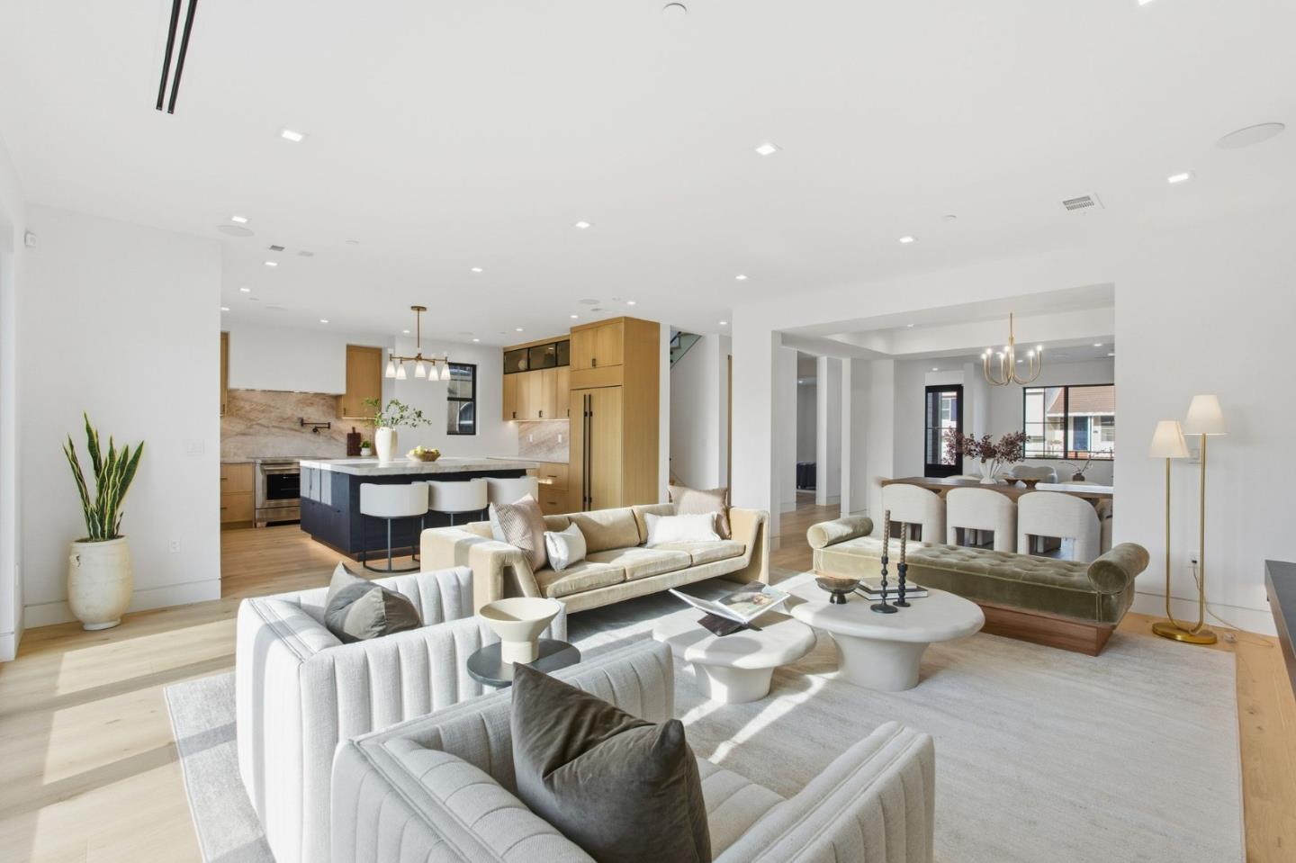 Detail Gallery Image 22 of 69 For 839 Crossway Rd, Burlingame,  CA 94010 - 5 Beds | 4 Baths