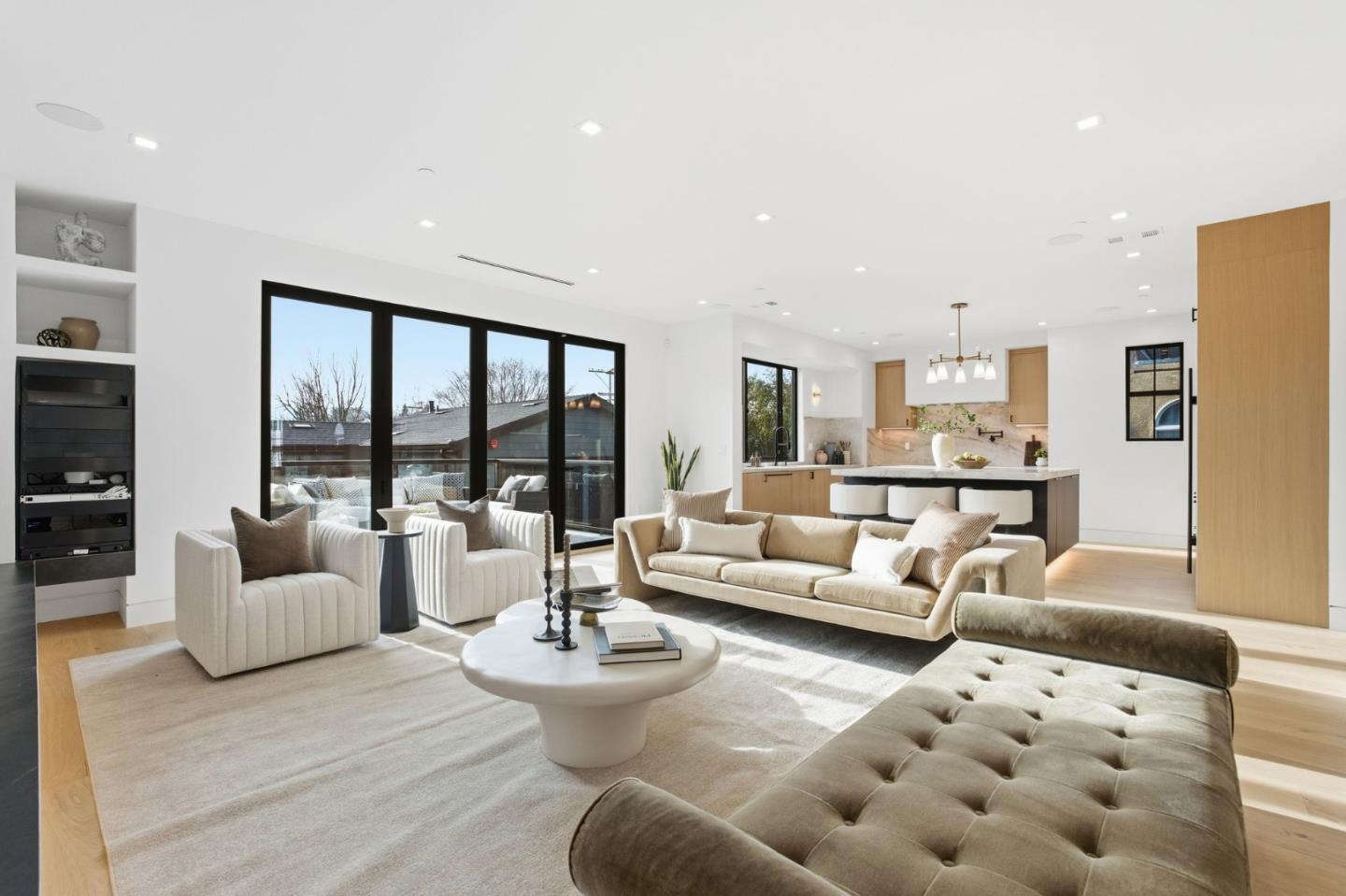 Detail Gallery Image 25 of 69 For 839 Crossway Rd, Burlingame,  CA 94010 - 5 Beds | 4 Baths