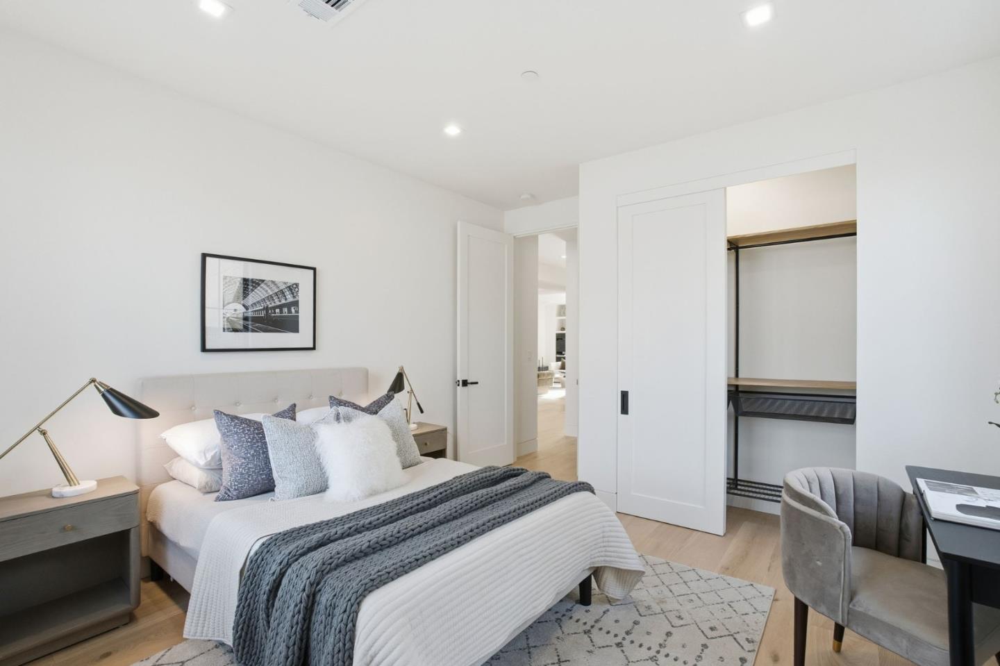 Detail Gallery Image 26 of 69 For 839 Crossway Rd, Burlingame,  CA 94010 - 5 Beds | 4 Baths