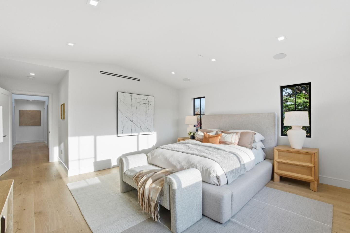 Detail Gallery Image 29 of 69 For 839 Crossway Rd, Burlingame,  CA 94010 - 5 Beds | 4 Baths