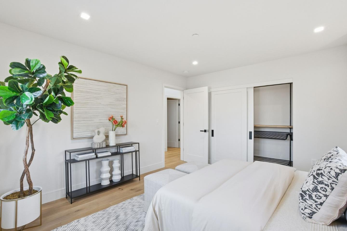 Detail Gallery Image 39 of 69 For 839 Crossway Rd, Burlingame,  CA 94010 - 5 Beds | 4 Baths