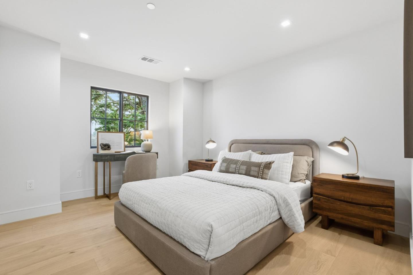 Detail Gallery Image 42 of 69 For 839 Crossway Rd, Burlingame,  CA 94010 - 5 Beds | 4 Baths