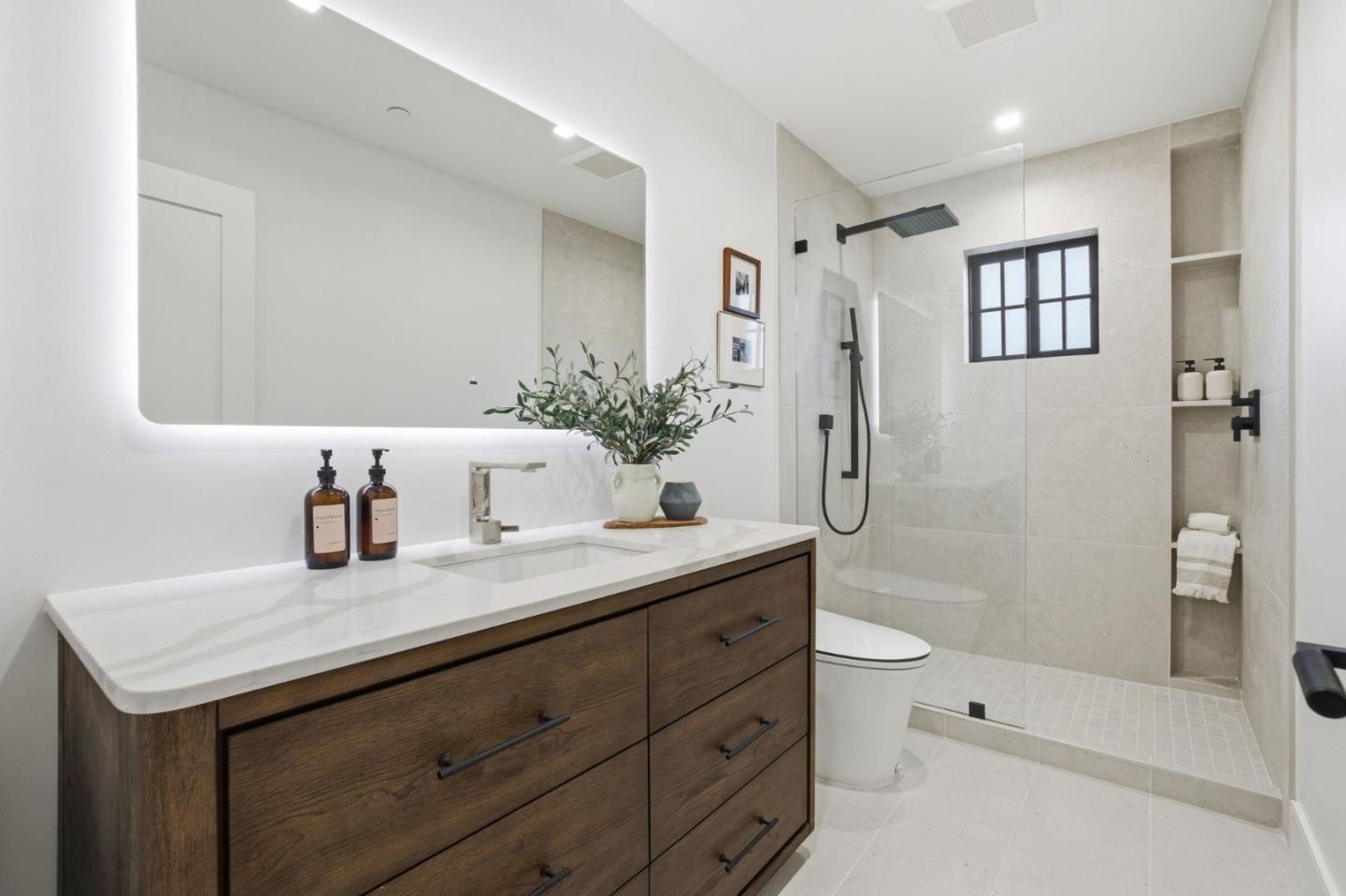 Detail Gallery Image 44 of 69 For 839 Crossway Rd, Burlingame,  CA 94010 - 5 Beds | 4 Baths