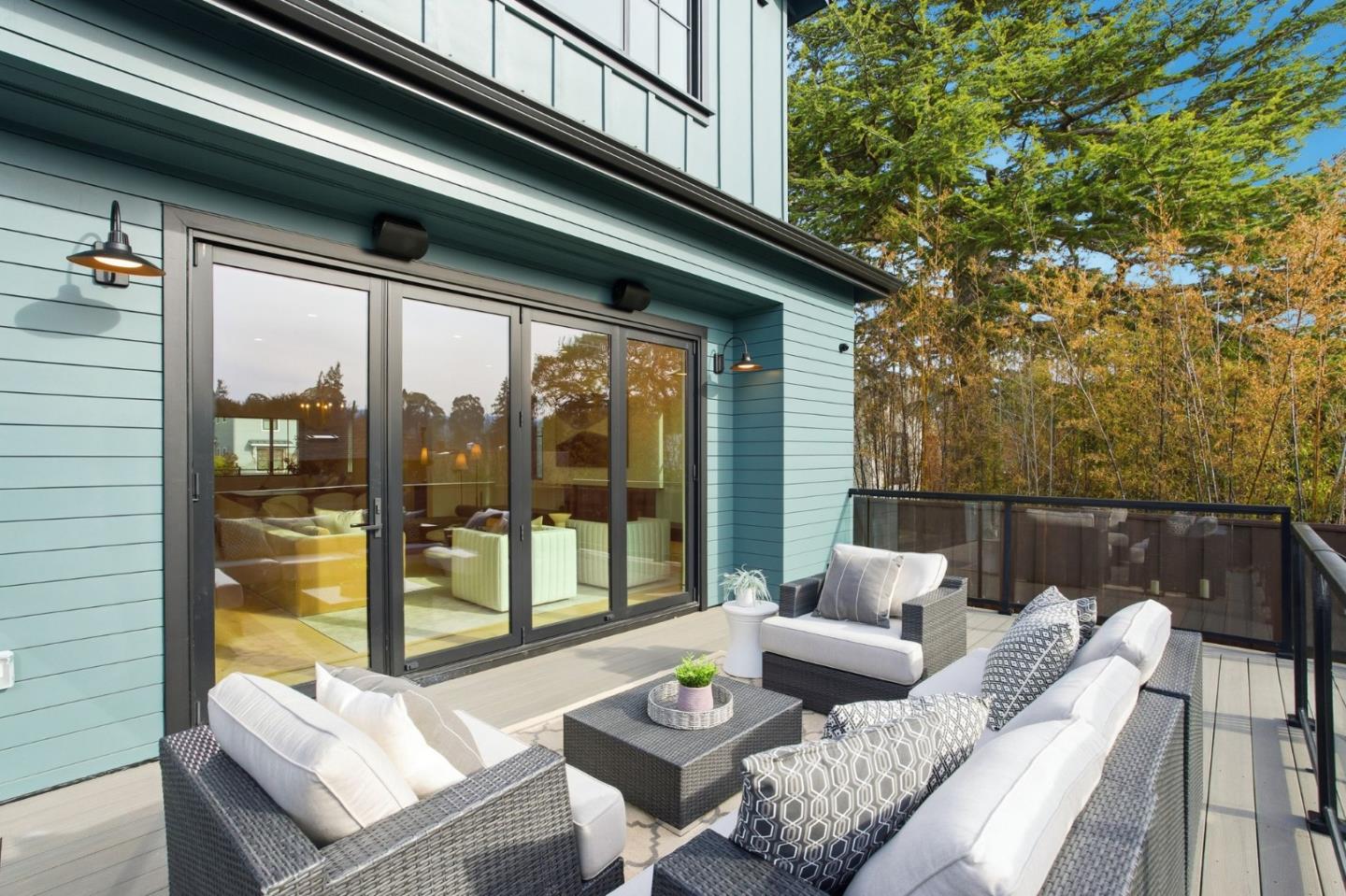 Detail Gallery Image 50 of 69 For 839 Crossway Rd, Burlingame,  CA 94010 - 5 Beds | 4 Baths