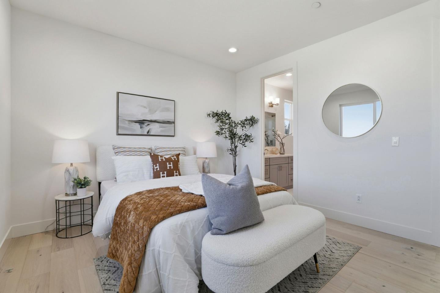 Detail Gallery Image 30 of 59 For 1685 Zinnia Ln, San Jose,  CA 95124 - 5 Beds | 5/1 Baths