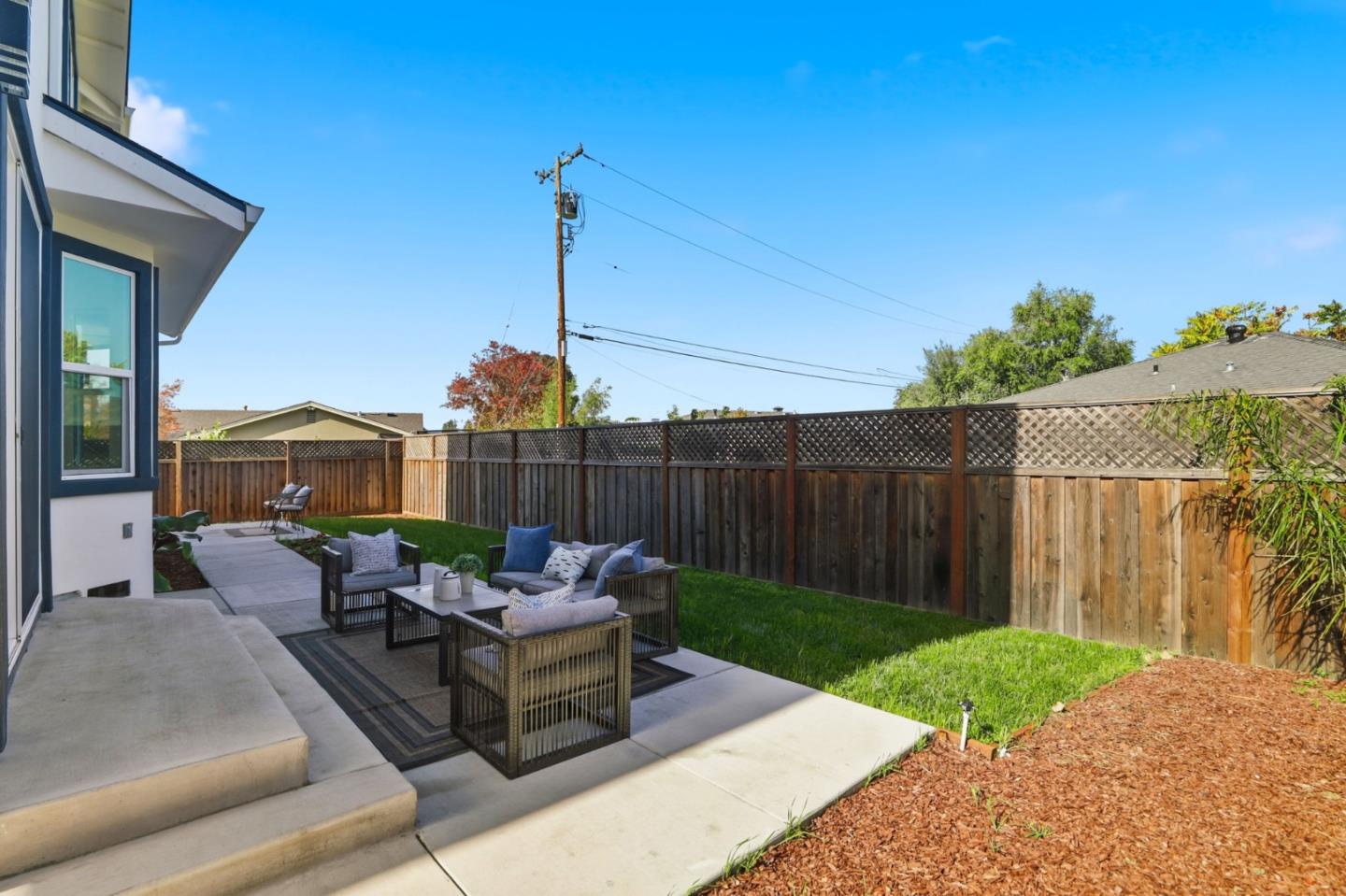 Detail Gallery Image 44 of 59 For 1685 Zinnia Ln, San Jose,  CA 95124 - 5 Beds | 5/1 Baths