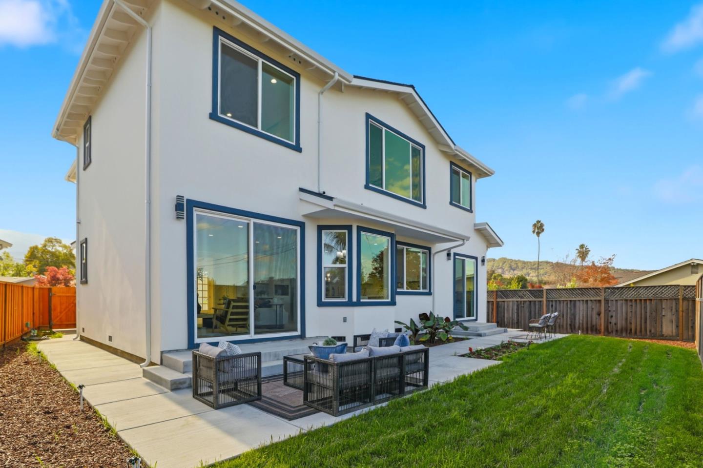 Detail Gallery Image 46 of 59 For 1685 Zinnia Ln, San Jose,  CA 95124 - 5 Beds | 5/1 Baths