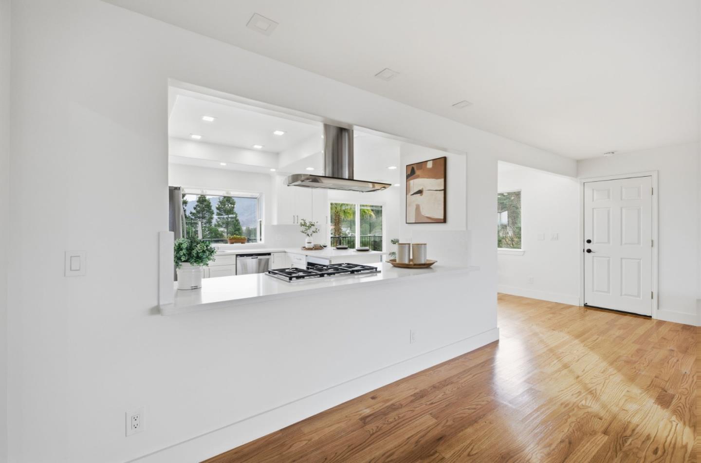 Detail Gallery Image 19 of 84 For 1501 Welburn Ave, Gilroy,  CA 95020 - 4 Beds | 3 Baths