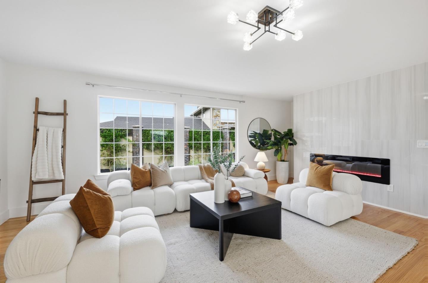 Detail Gallery Image 21 of 84 For 1501 Welburn Ave, Gilroy,  CA 95020 - 4 Beds | 3 Baths