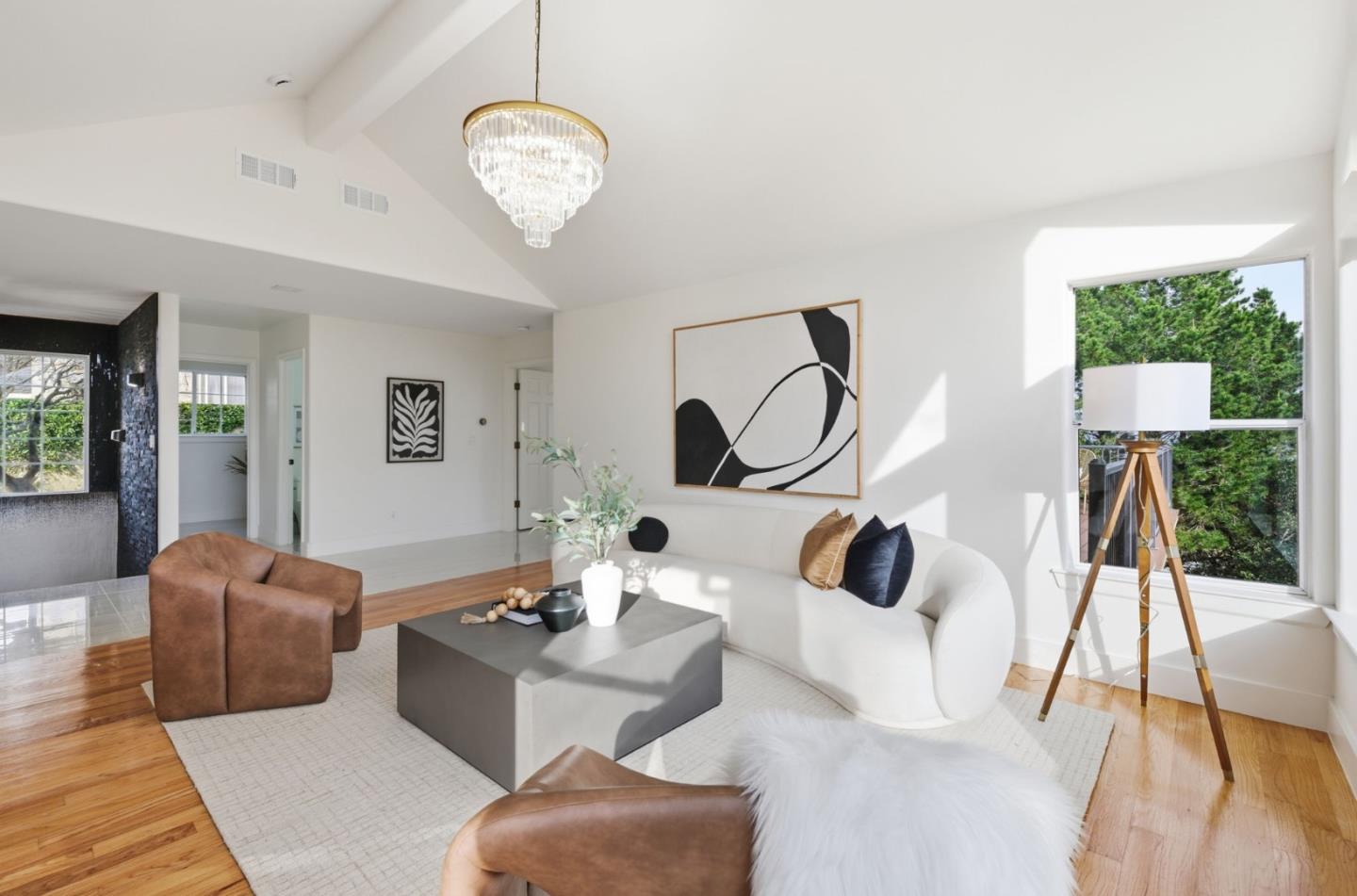 Detail Gallery Image 4 of 84 For 1501 Welburn Ave, Gilroy,  CA 95020 - 4 Beds | 3 Baths