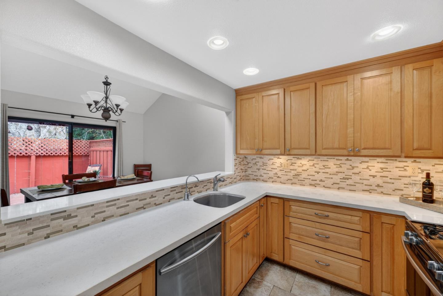 Detail Gallery Image 12 of 40 For 3015 Arlington Dr, Aptos,  CA 95003 - 2 Beds | 2 Baths