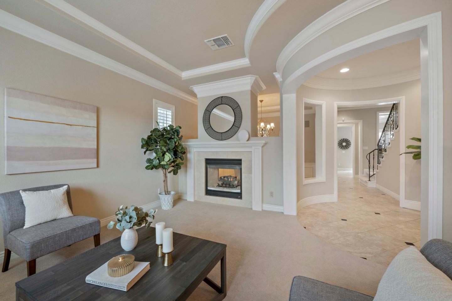 Detail Gallery Image 10 of 82 For 5958 Allen Ave, San Jose,  CA 95123 - 5 Beds | 3/1 Baths