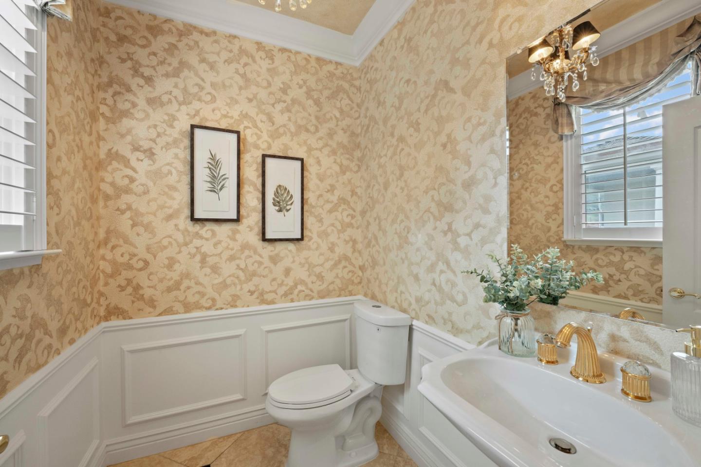 Detail Gallery Image 13 of 82 For 5958 Allen Ave, San Jose,  CA 95123 - 5 Beds | 3/1 Baths