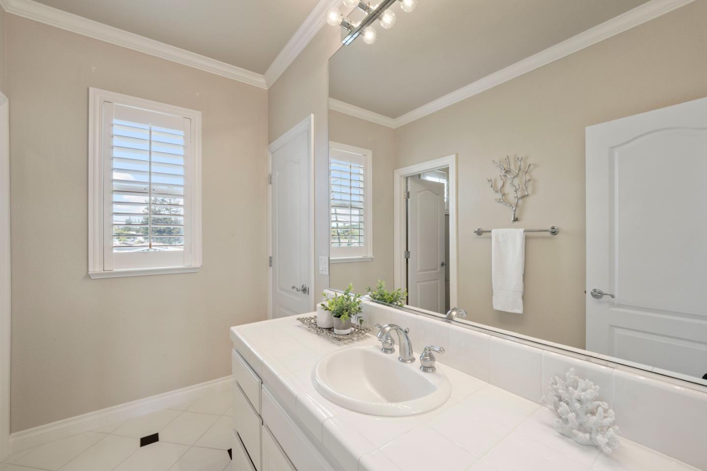 Detail Gallery Image 49 of 82 For 5958 Allen Ave, San Jose,  CA 95123 - 5 Beds | 3/1 Baths