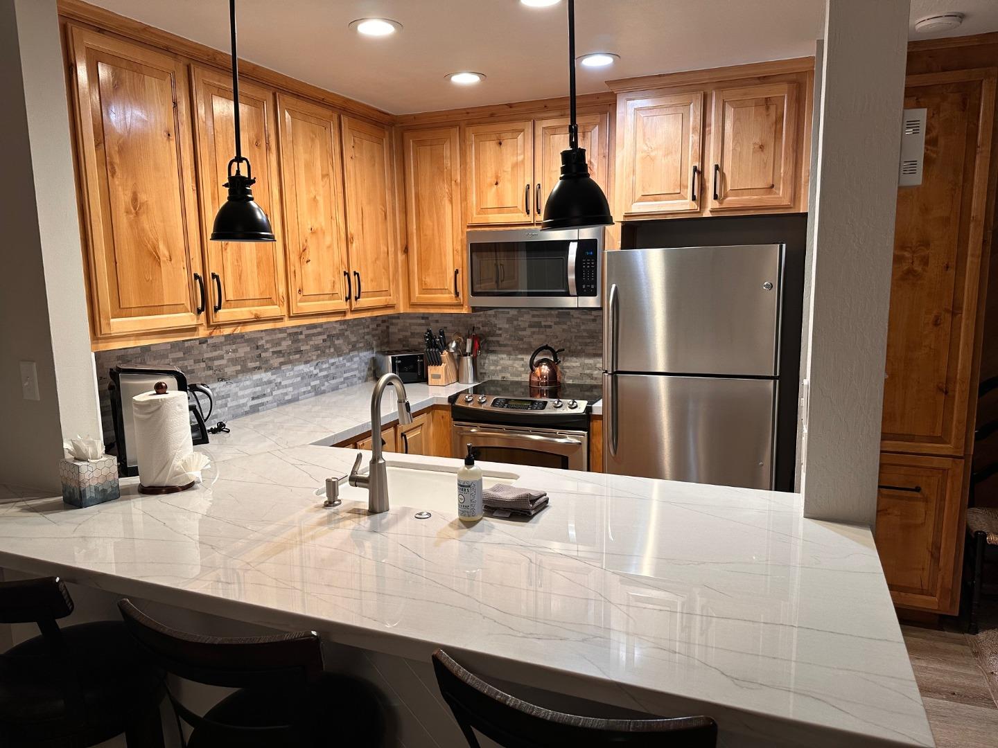 Detail Gallery Image 3 of 15 For 141 Cedar Ct #141,  Carnelian Bay,  CA 96140 - 3 Beds | 2 Baths