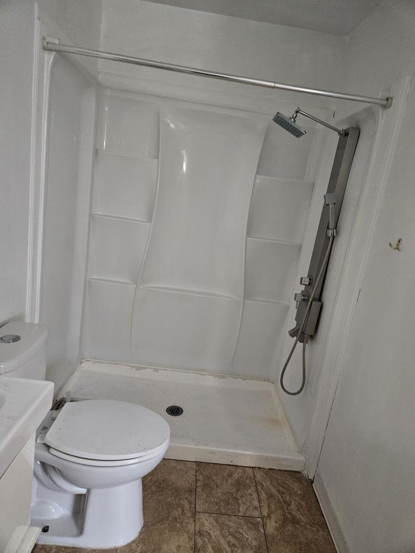 Detail Gallery Image 10 of 12 For 397 S Park Victoria Dr, Milpitas,  CA 95035 - 3 Beds | 2 Baths