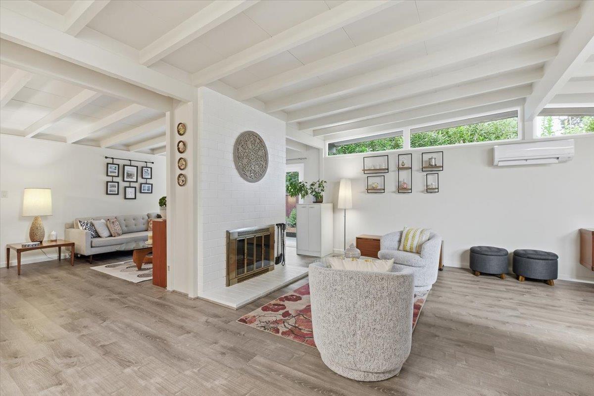 Detail Gallery Image 12 of 29 For 2640 Elmdale Ct, Palo Alto,  CA 94303 - 4 Beds | 3 Baths