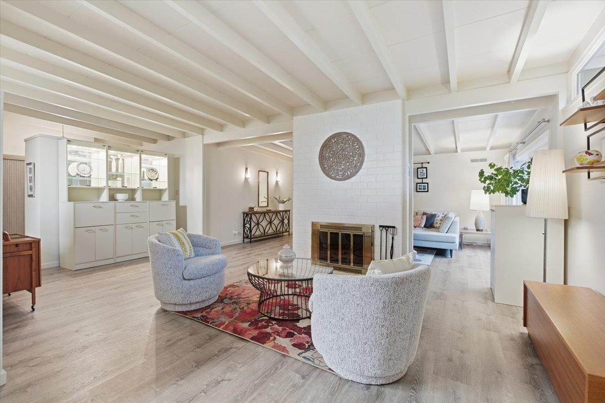 Detail Gallery Image 13 of 29 For 2640 Elmdale Ct, Palo Alto,  CA 94303 - 4 Beds | 3 Baths