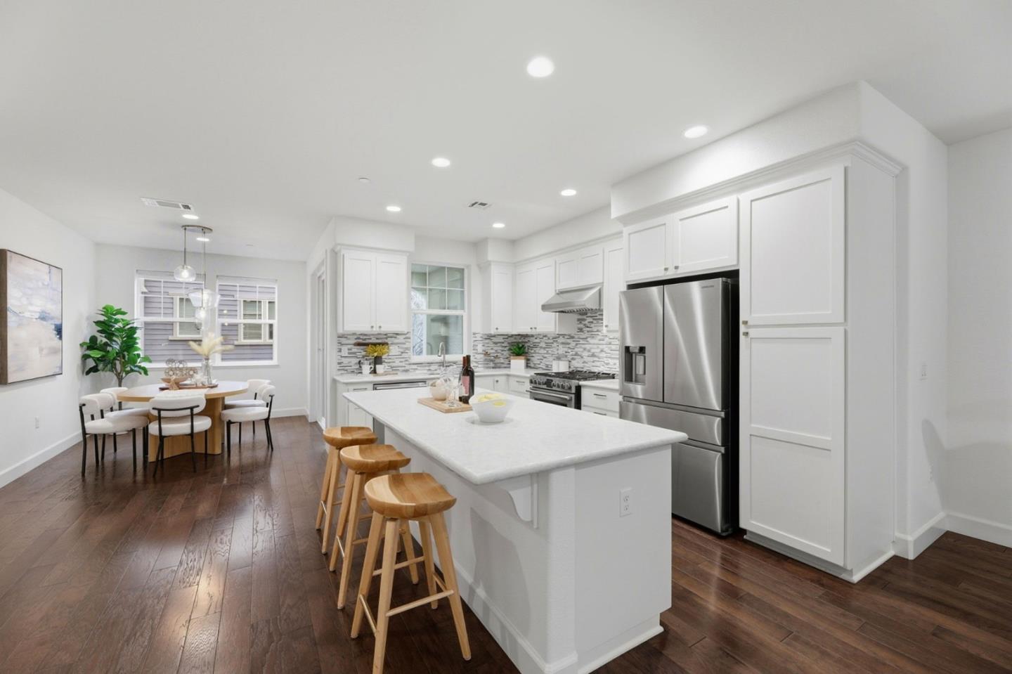 Detail Gallery Image 11 of 26 For 129 Paperbark Ter, Sunnyvale,  CA 94086 - 4 Beds | 3/1 Baths