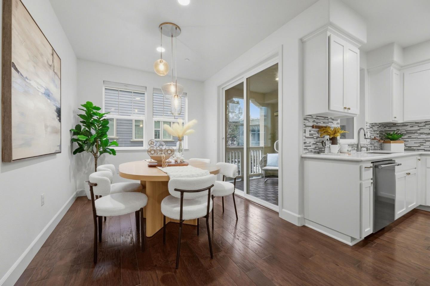 Detail Gallery Image 12 of 26 For 129 Paperbark Ter, Sunnyvale,  CA 94086 - 4 Beds | 3/1 Baths