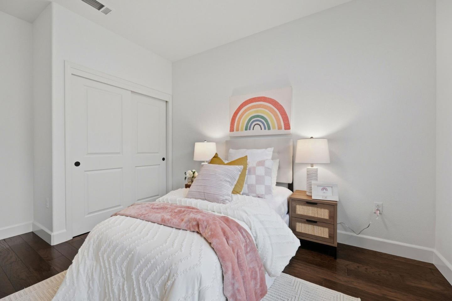 Detail Gallery Image 17 of 26 For 129 Paperbark Ter, Sunnyvale,  CA 94086 - 4 Beds | 3/1 Baths