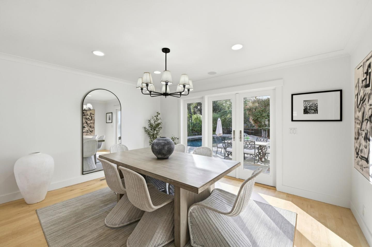 Detail Gallery Image 16 of 44 For 131 Ann Arbor Dr, Los Gatos,  CA 95032 - 4 Beds | 2/1 Baths