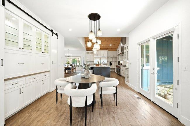 Detail Gallery Image 13 of 71 For 14634 Stonebridge Ct, Morgan Hill,  CA 95037 - 5 Beds | 3/1 Baths