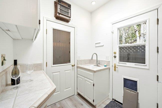 Detail Gallery Image 32 of 71 For 14634 Stonebridge Ct, Morgan Hill,  CA 95037 - 5 Beds | 3/1 Baths