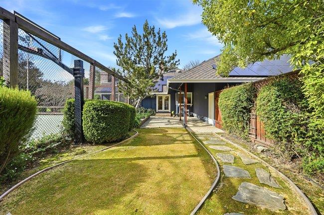 Detail Gallery Image 48 of 71 For 14634 Stonebridge Ct, Morgan Hill,  CA 95037 - 5 Beds | 3/1 Baths