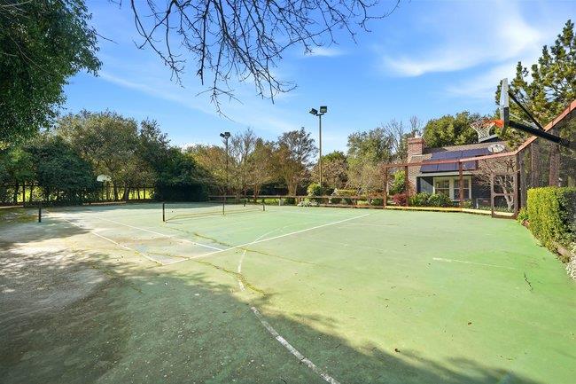 Detail Gallery Image 49 of 71 For 14634 Stonebridge Ct, Morgan Hill,  CA 95037 - 5 Beds | 3/1 Baths