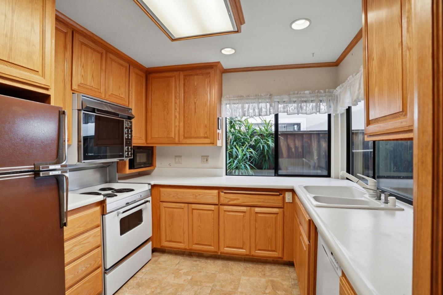 Detail Gallery Image 12 of 34 For 148 Skowhegan Ct, San Jose,  CA 95139 - 3 Beds | 2 Baths